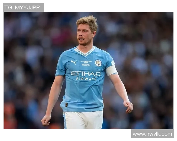 曼城球星德布劳内荣获英超赛季最佳球员：天才中场的巅峰时刻